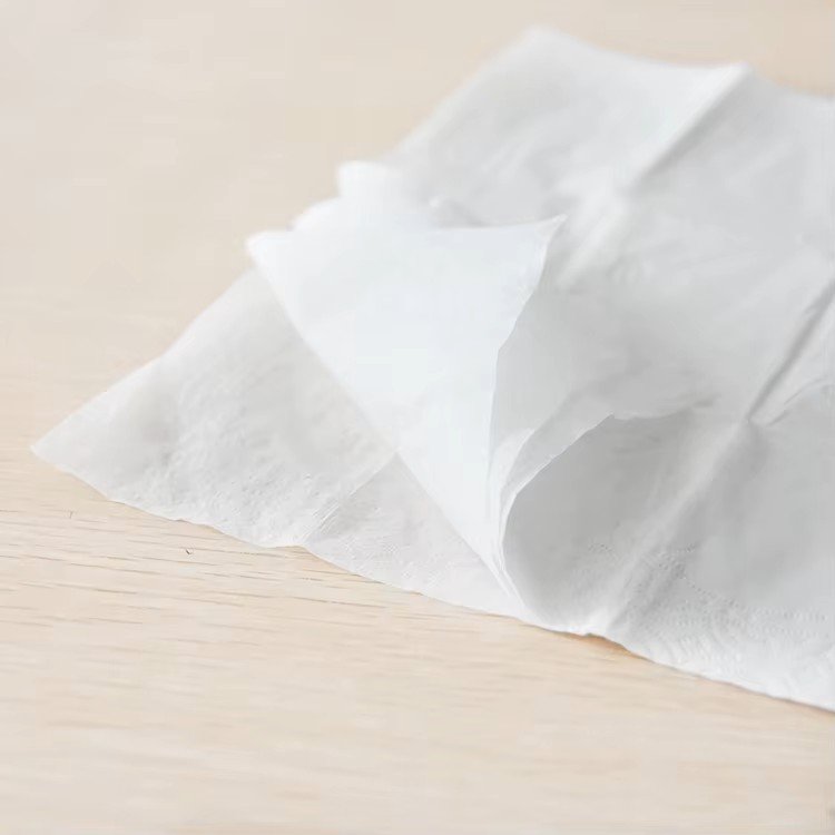 Slim 7-sheet travel pocket tissue pack