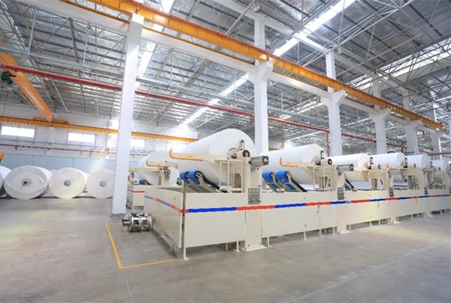 Virgin pulp parent rolls unwinding for kitchen towel converting